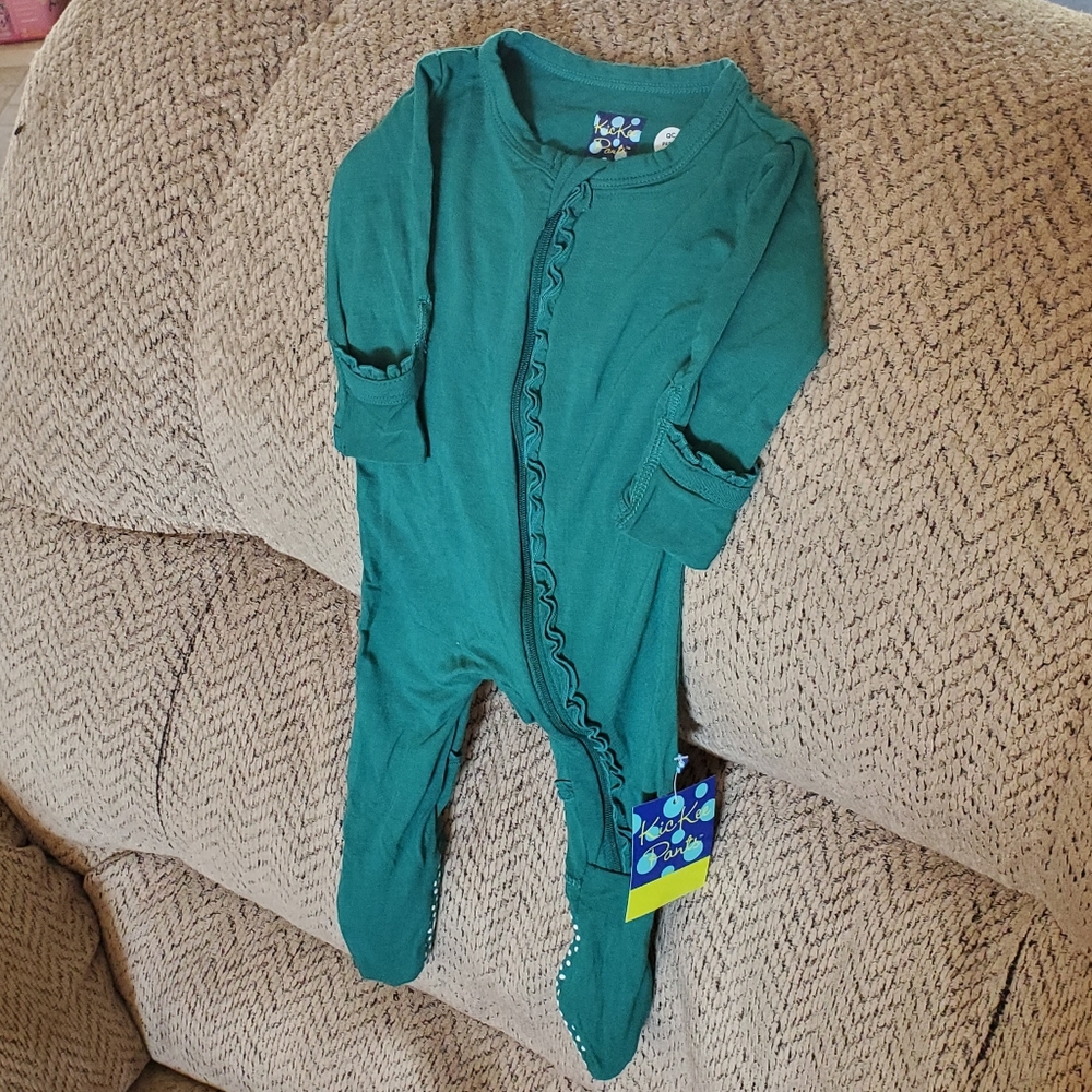 NWT Kickee Pants Ivy Ruffle Zipper Footie 3-6m